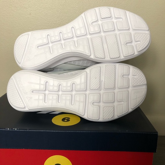 Reebok Dart TR 2.0 Running Shoes - Picture 4 of 9